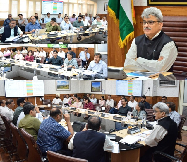 'Atal Dulloo, CS stresses Convergence-Based Development for Sustainable Growth of Border Villages '